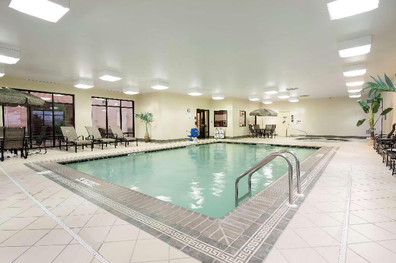 هتل Hampton Inn And Suites Indianapolis Fishers