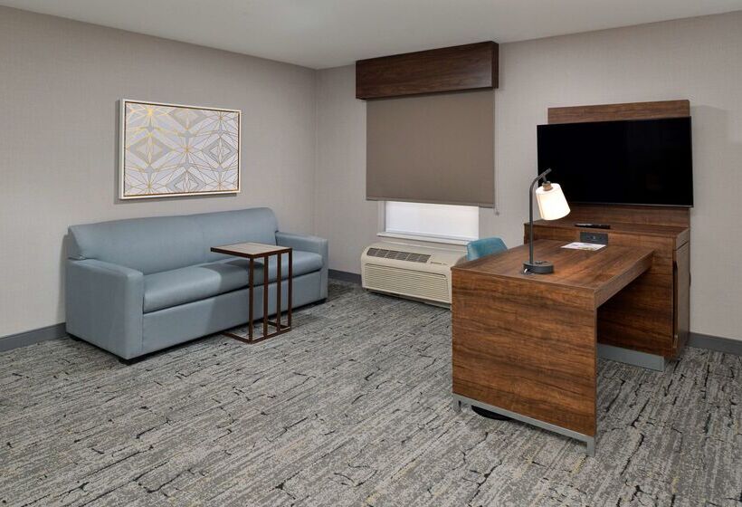 هتل Hampton Inn And Suites Las Vegas Airport