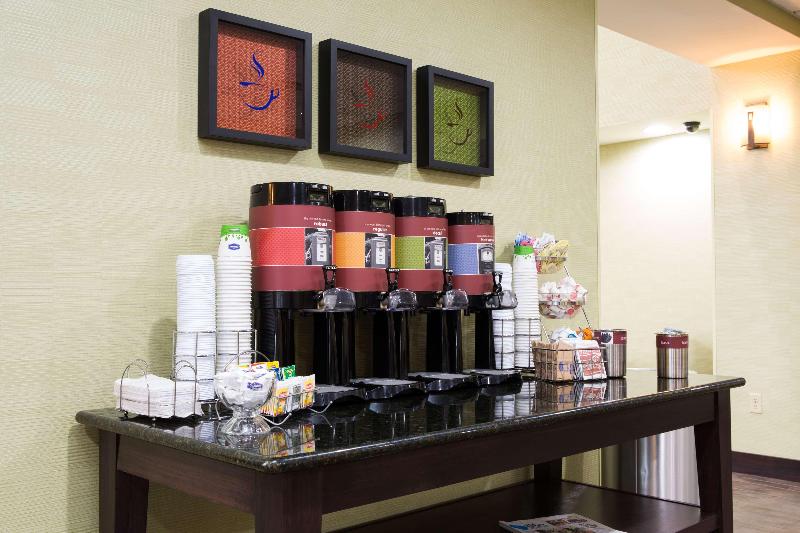 هتل Hampton Inn & Suites Savannah   I 95 South   Gateway