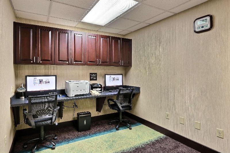 هتل Hampton Inn & Suites Savannah   I 95 South   Gateway