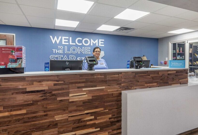 هتل Hampton Inn Brownwood