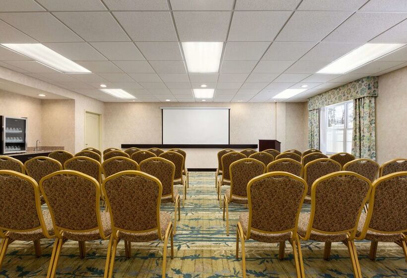 فندق Hampton Inn Dover