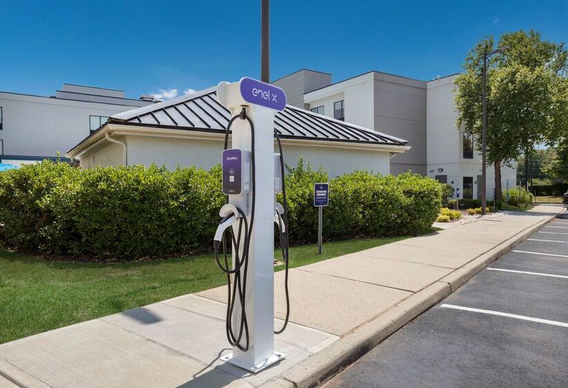 هتل Hampton Inn Princeton