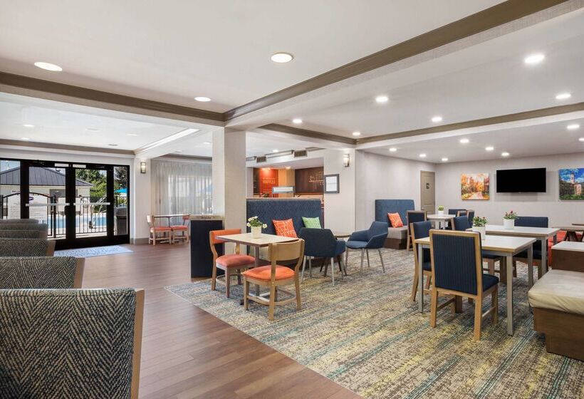 בית מלון כפרי Hampton Inn Princeton