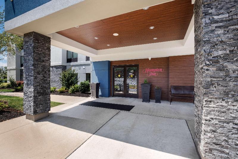 هتل Hampton Inn Princeton