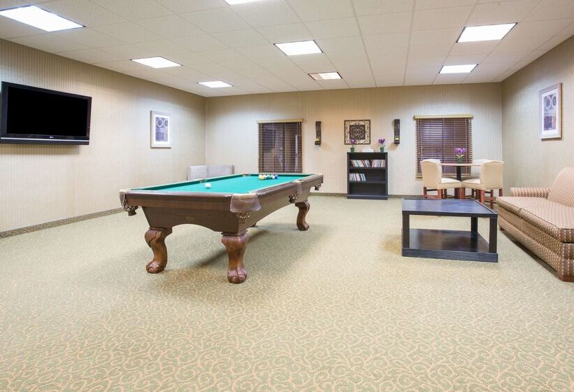هتل Hampton Inn Santa Rosa