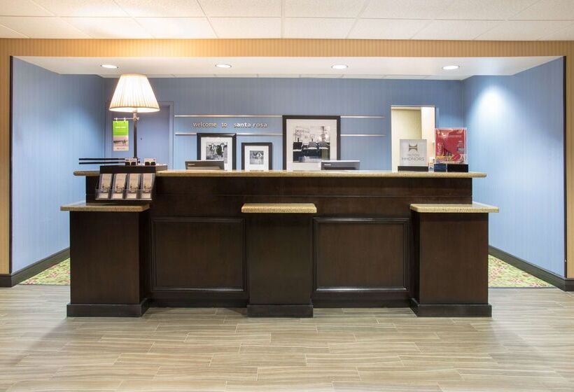 هتل Hampton Inn Santa Rosa