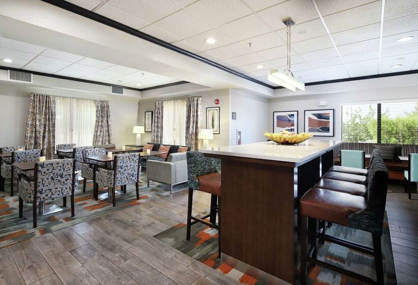 هتل Hampton Inn Sierra Vista