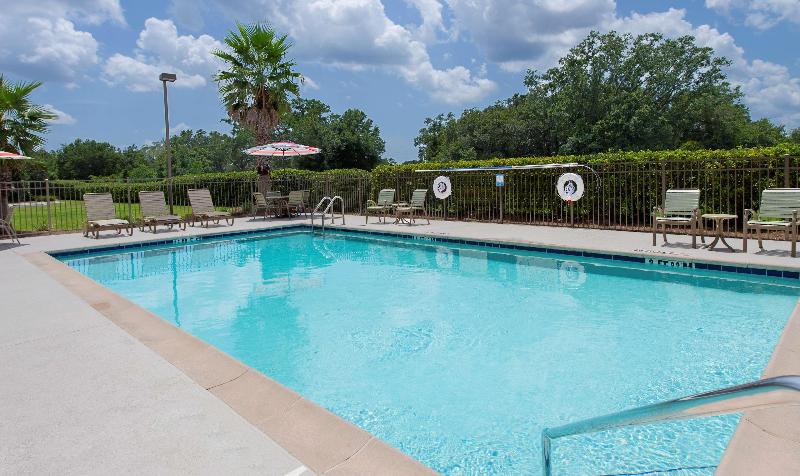 בית מלון כפרי Hampton Inn & Suites Pensacola I10 N At Univ. Town Plaza