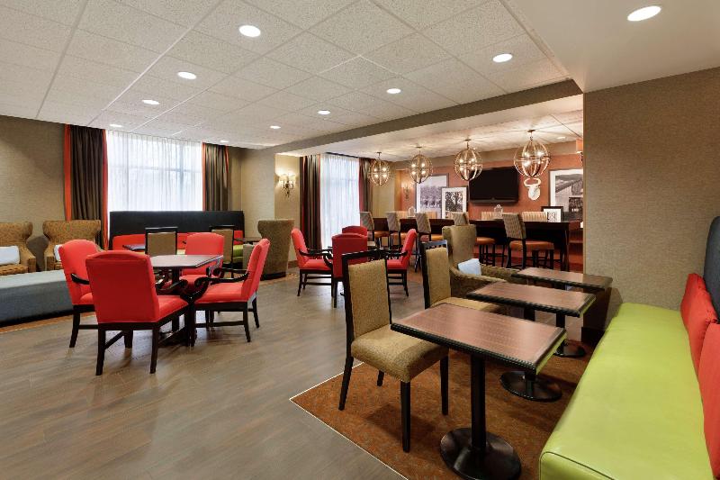 هتل Hampton Inn Wichita Fallssikes Senter Mall