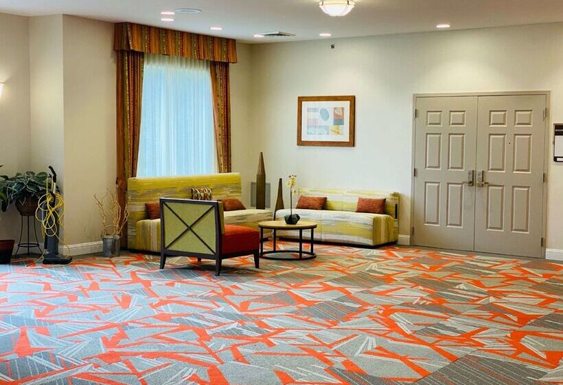 هتل Hilton Garden Inn Columbia
