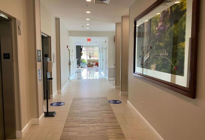 هتل Hilton Garden Inn Columbia