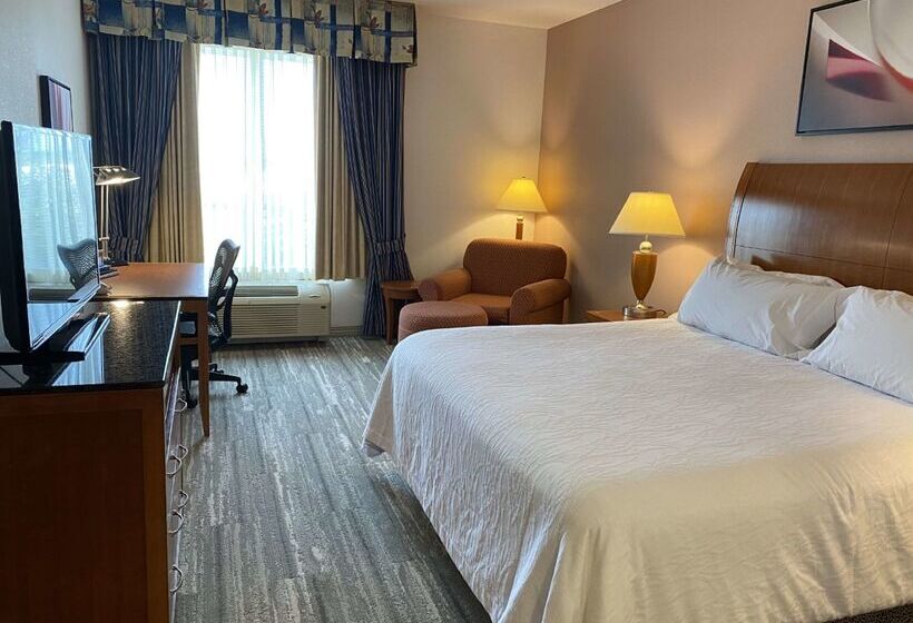 Отель Hilton Garden Inn Columbia