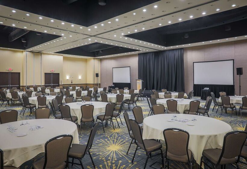 Отель Hilton Garden Inn Fargo