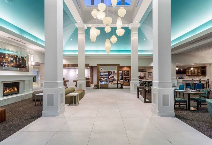 هتل Hilton Garden Inn Islip/macarthur Airport