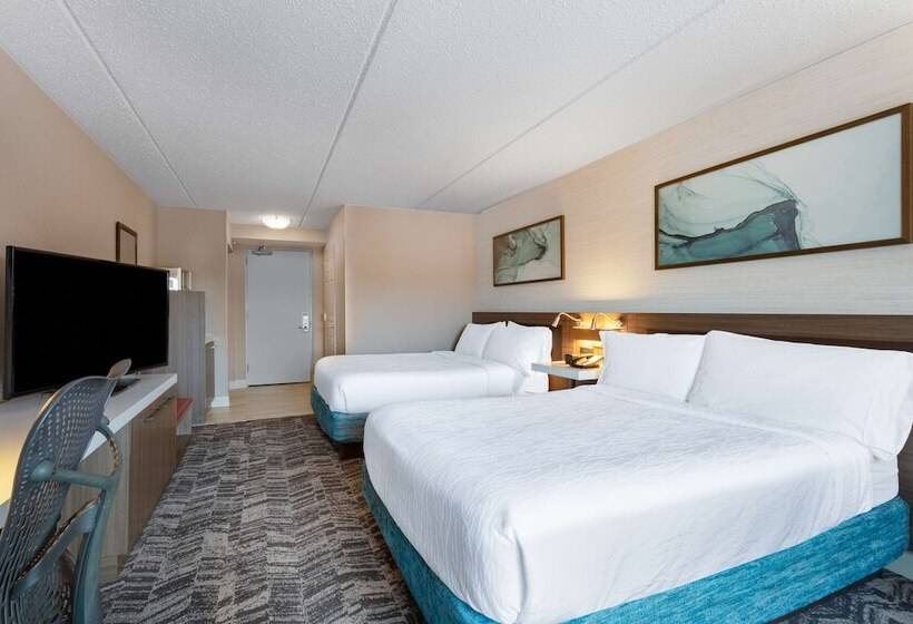 هتل Hilton Garden Inn Islip/macarthur Airport