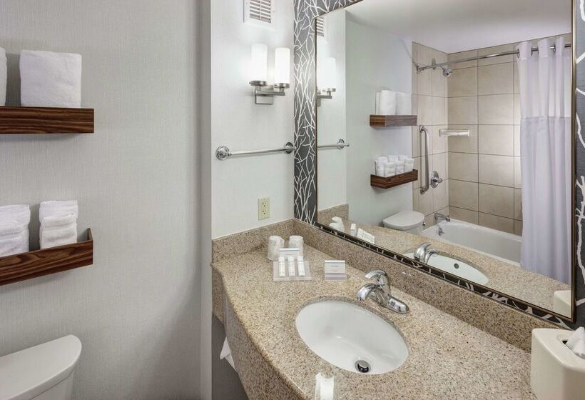 酒店 Hilton Garden Inn Lake Forest Mettawa