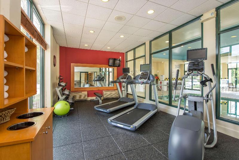 هتل Hilton Garden Inn Fishkill