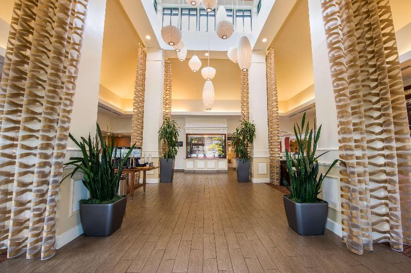 هتل Hilton Garden Inn Fishkill