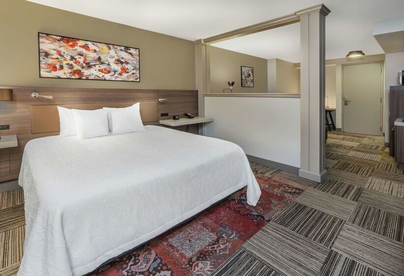 هتل Hilton Garden Inn Syracuse