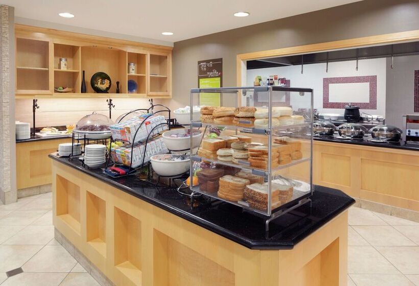 בית מלון כפרי Hilton Garden Inn Toledo Perrysburg