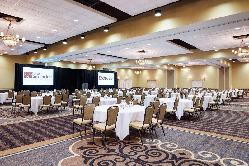 בית מלון כפרי Hilton Garden Inn Toledo Perrysburg