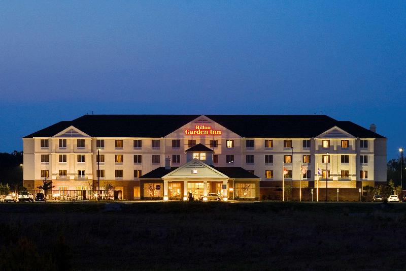 هتل Hilton Garden Inn Wilmington Mayfaire Town Center