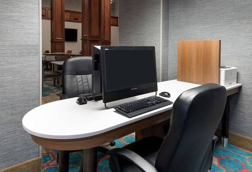 هتل Homewood Suites By Hilton Clevelandbeachwood