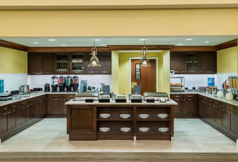 هتل Homewood Suites By Hilton St. Louis Riverport Airport West