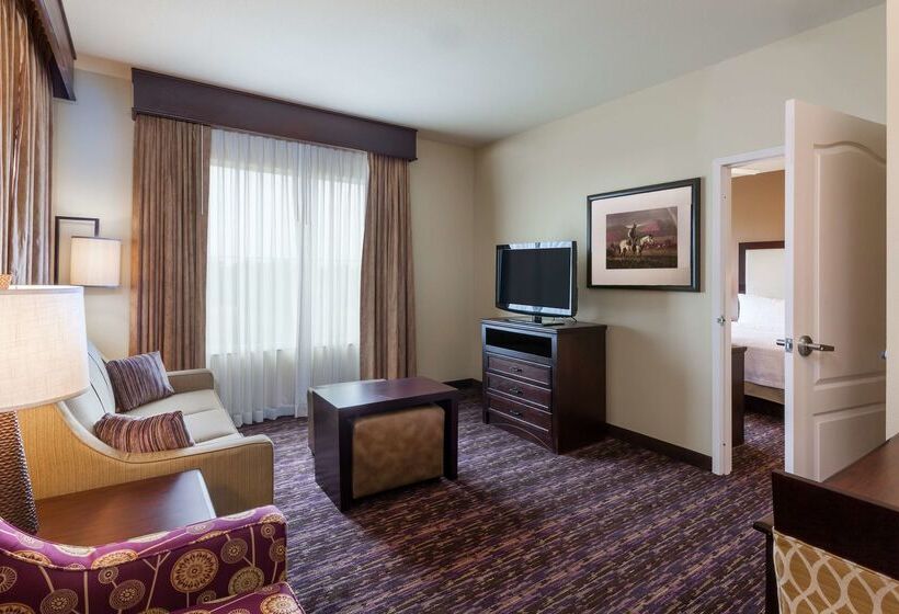 هتل Homewood Suites By Hilton Wichita Falls