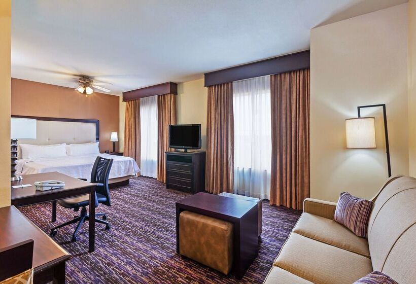 هتل Homewood Suites By Hilton Wichita Falls