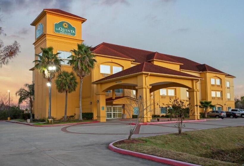 هتل La Quinta By Wyndham Pearland