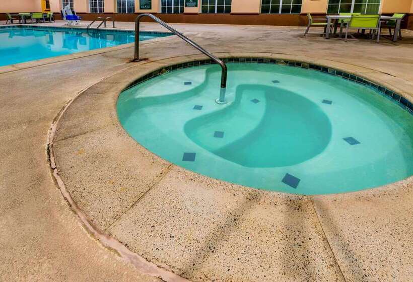 Отель La Quinta By Wyndham Dfw Airport West Bedford