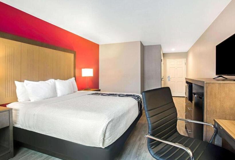 هتل La Quinta By Wyndham Fort Smith