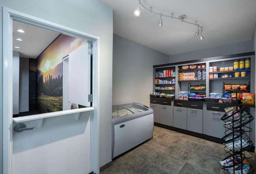 هتل La Quinta Inn & Suites By Wyndham Loveland Estes Park