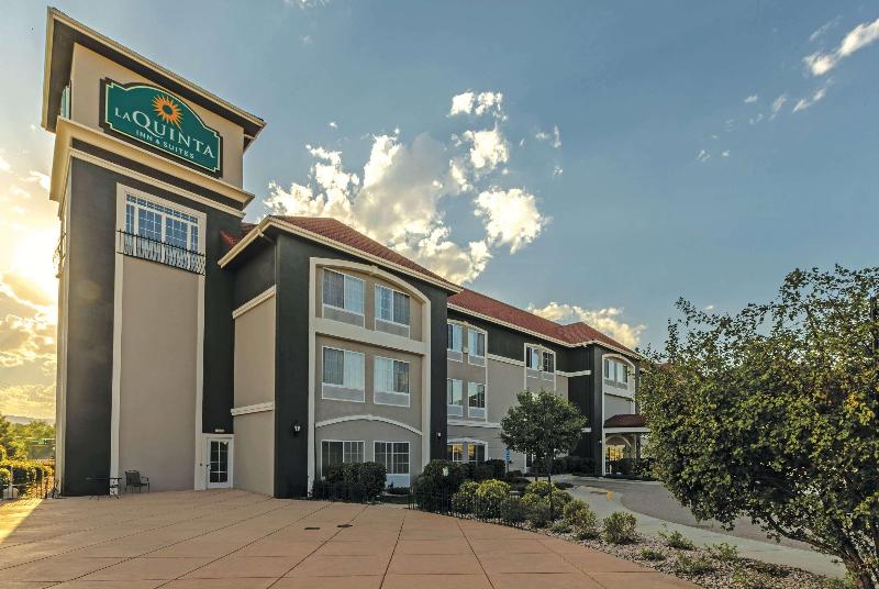 هتل La Quinta Inn & Suites By Wyndham Loveland Estes Park