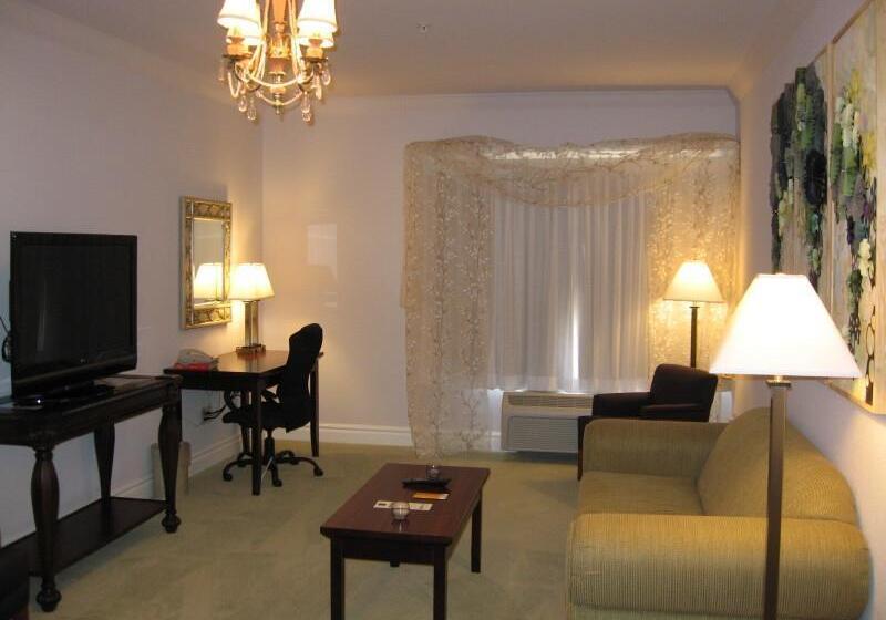 هتل La Quinta Inn & Suites By Wyndham Loveland Estes Park