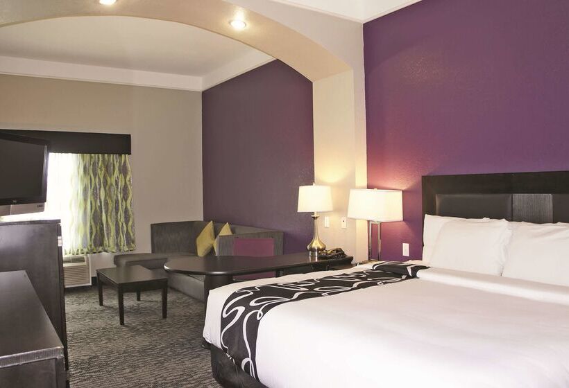 هتل La Quinta By Wyndham Pearland