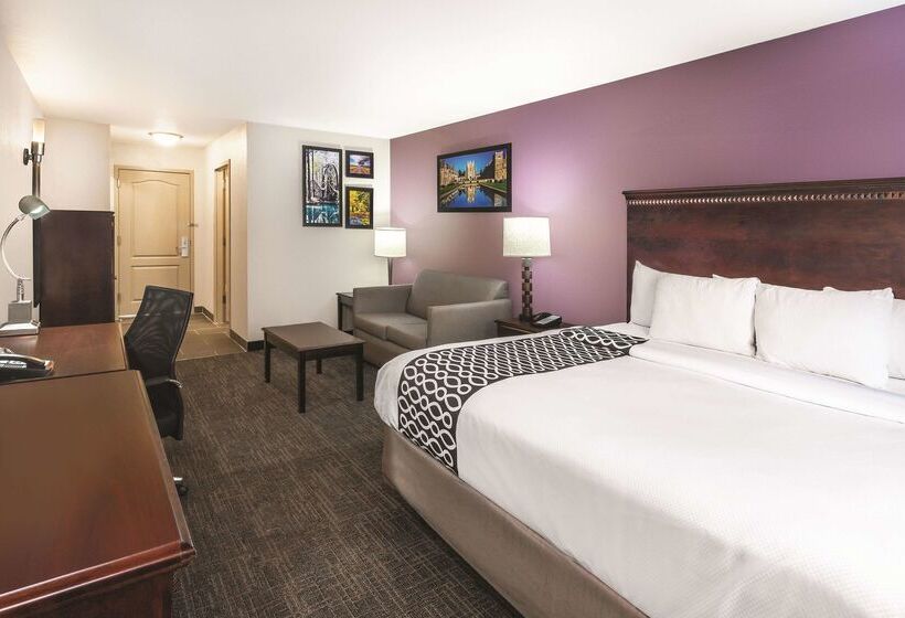 هتل La Quinta By Wyndham Rome