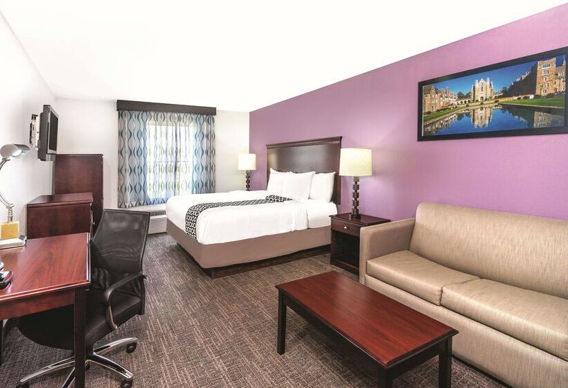 هتل La Quinta By Wyndham Rome