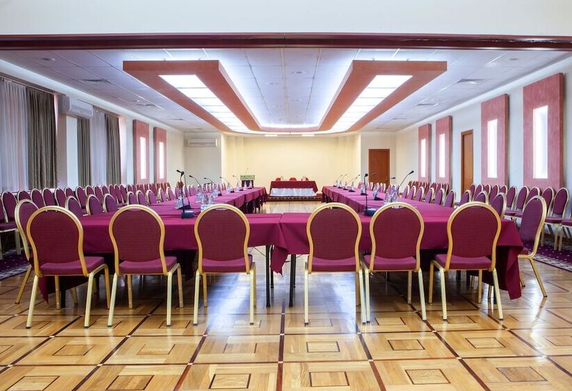 Fotos del hotel Hrazdan Hotel:  2