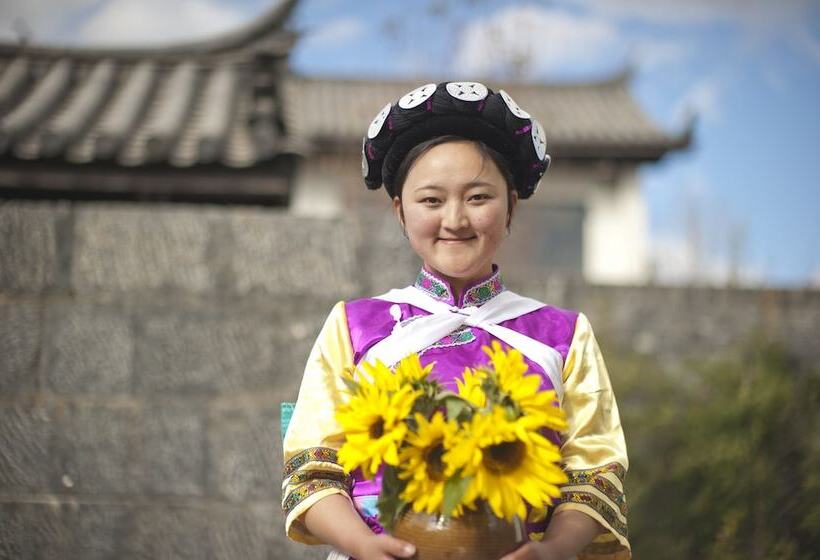 בית מלון כפרי Pullman Lijiang Resort & Spa