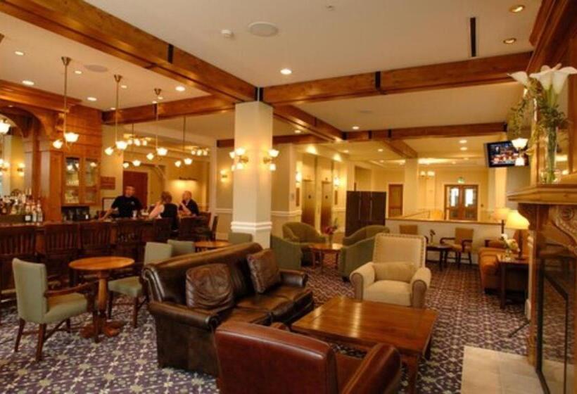 هتل The Lodge At Mountaineer Square