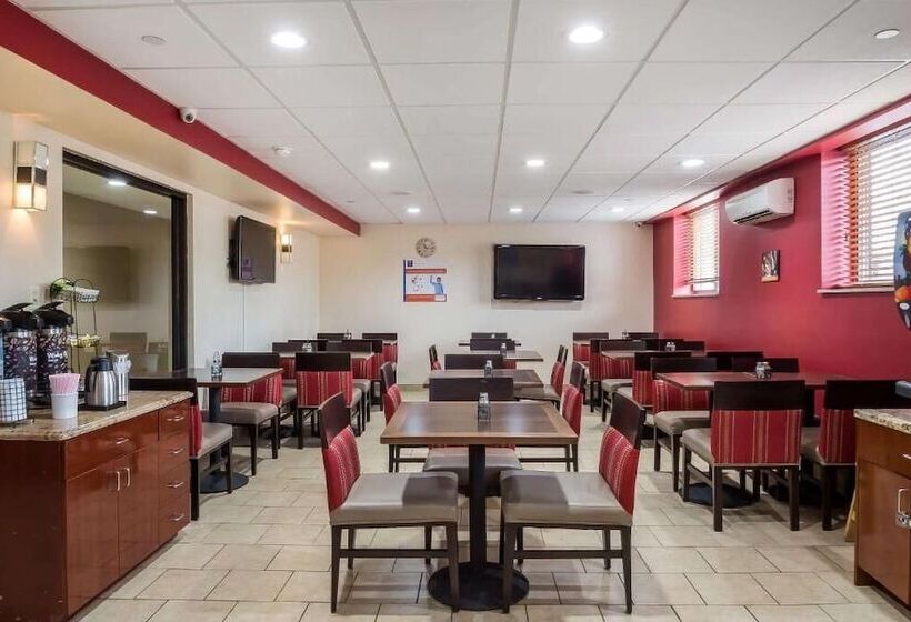 فندق The Staten Island Inn
