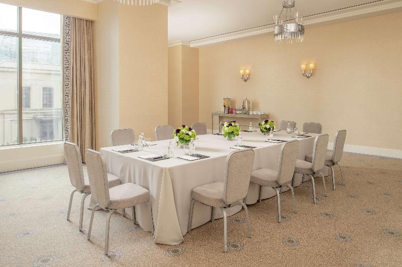 هتل Waldorf Astoria Atlanta Buckhead