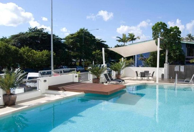 هتل Waters Edge Apartment Cairns