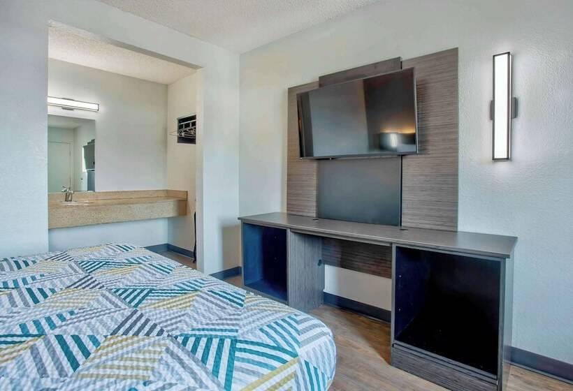 Motel 6 Salem, Or
