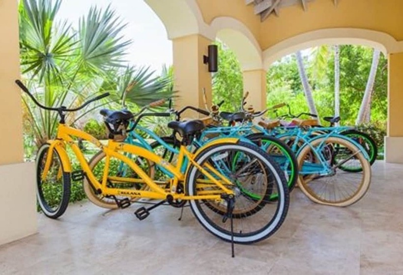 استراحتگاه The Tuscany On Grace Bay