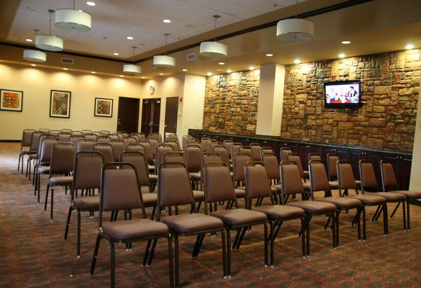 Hampton Inn & Suites Mission