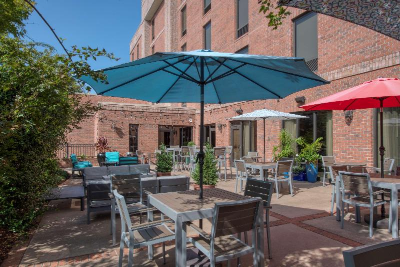 Hampton Inn Wilmingtonuniversity Area/smith Creek Station